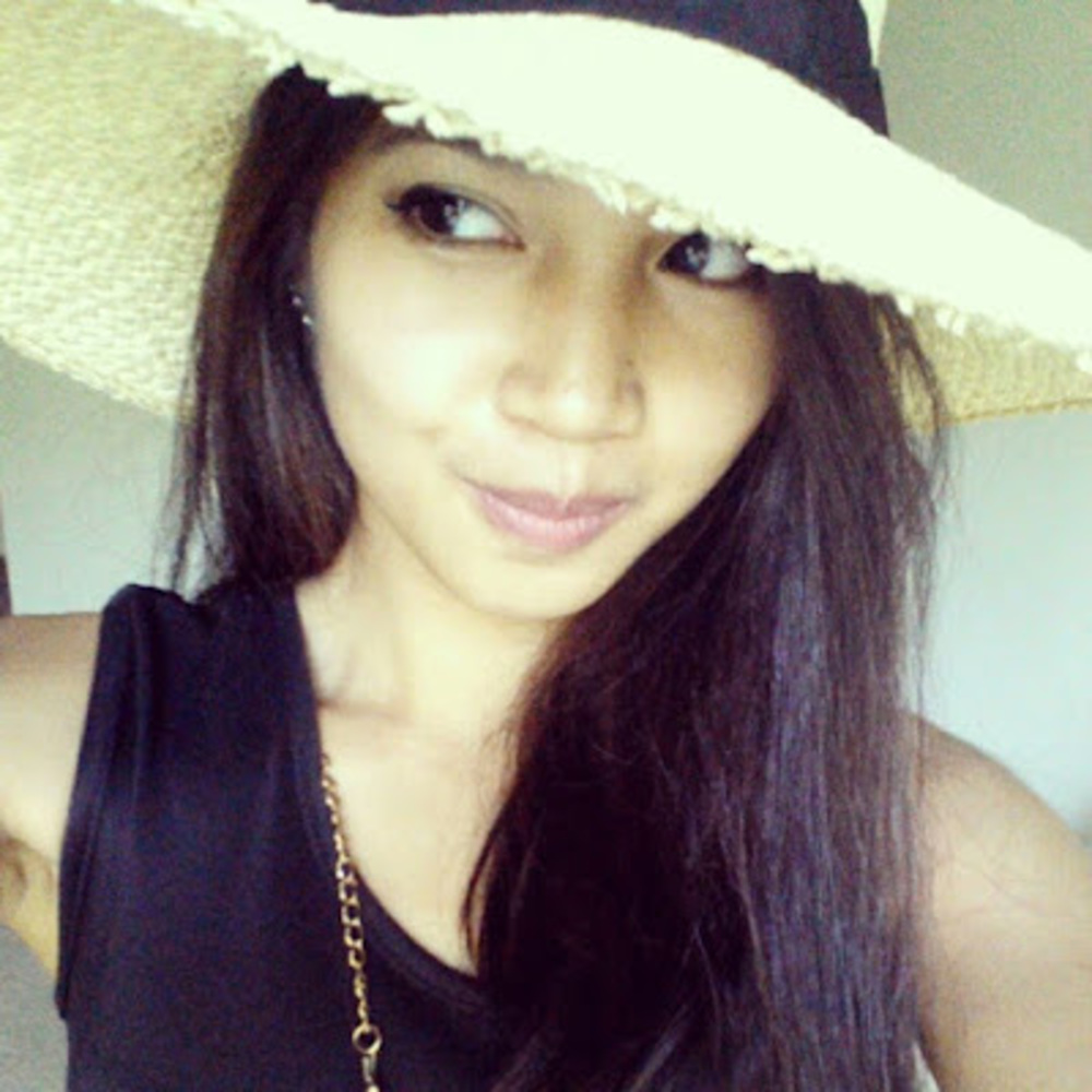 Meet your Posher, Rowela